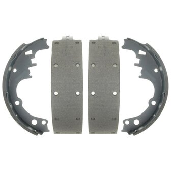 71-241 | Brake Shoes Front
