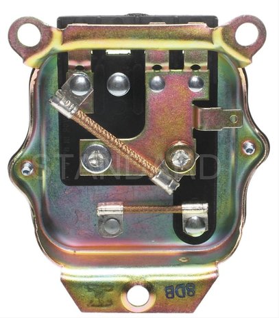 VR104 Volt regulator